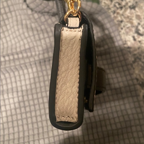 Henri Bendel EUC crossbody/wallet/glasses case - Picture 4 of 16